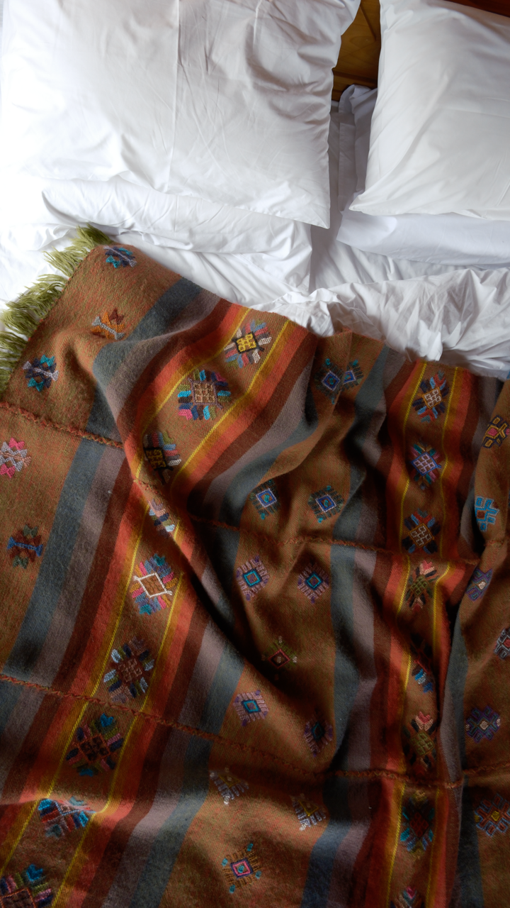 AYA Bed Throw (100% pure wool)