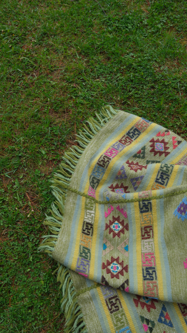 AYA Bed throw (100% pure wool)